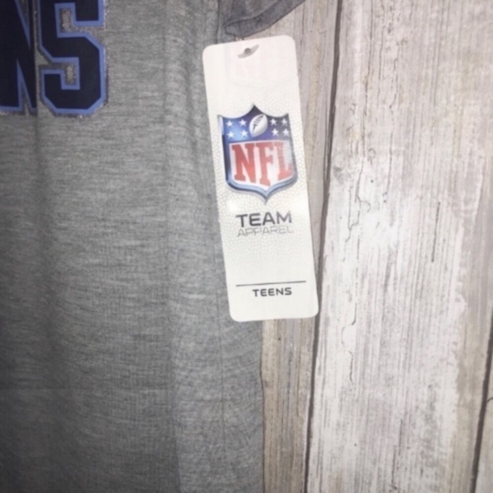 NWT NFL Tennessee Titans Grey Camo Sleeve Tee Women’s Small - Picture 5 of 6